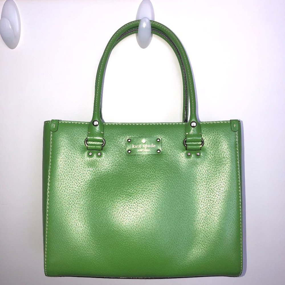 Kate Spade wellesley quinn